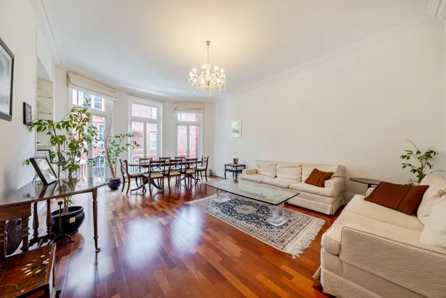Kensington Court, London, W8