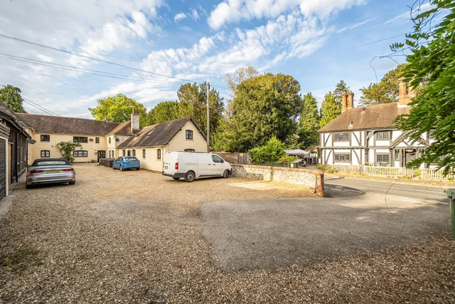 Main Road, Hursley, SO21