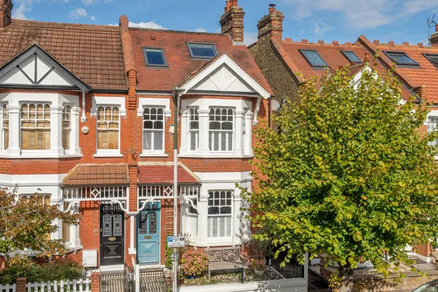 Craven Gardens, London, SW19