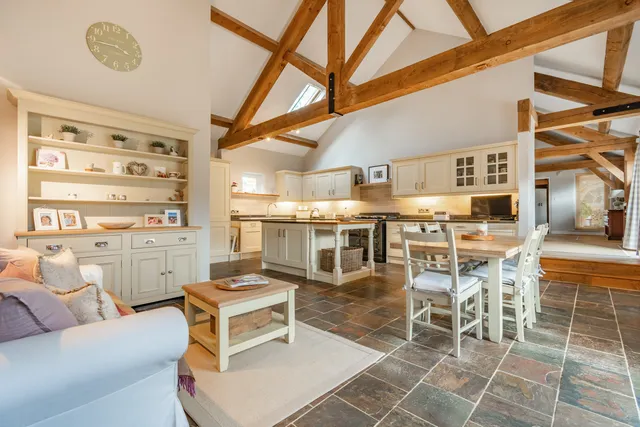 South Town Road, Alton, GU34