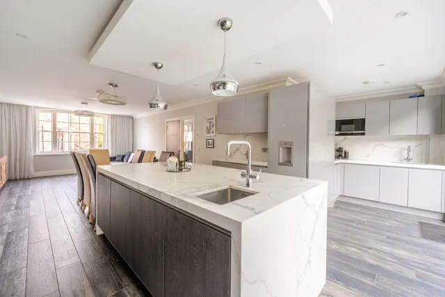 White Horse Close, Hertingfordbury, Hertford, SG14