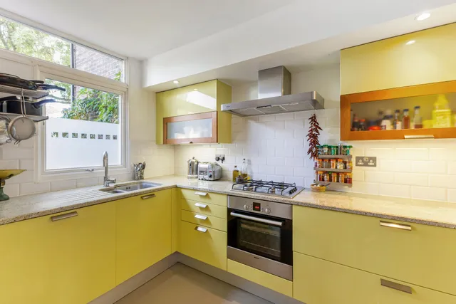Delawyk Crescent, London, SE24