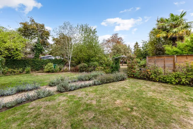 Manor Road, Teddington, TW11