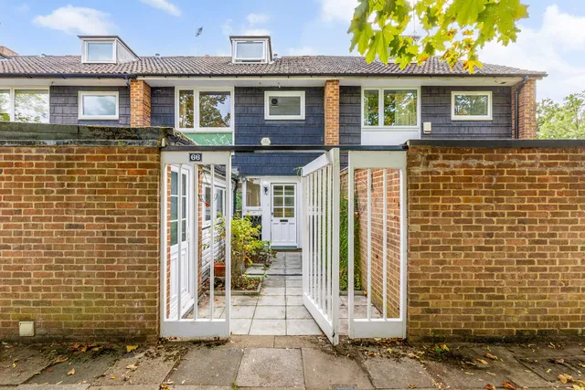 Farquhar Road, London, SE19