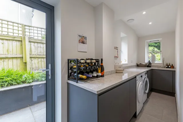 Warminster Road, Bath, BA2