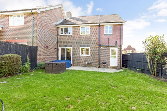 Callender Walk, Cuckfield, RH17
