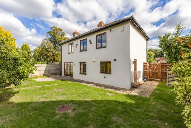 The Butts, Alton, GU34