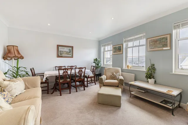 Horstmann Close, Bath, BA1