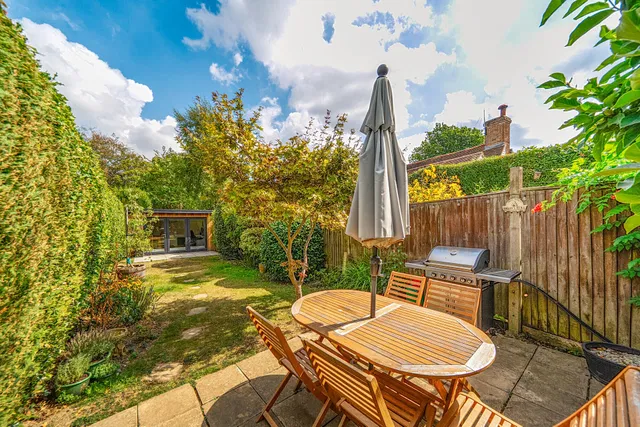Littlehaven Lane, Horsham, RH12