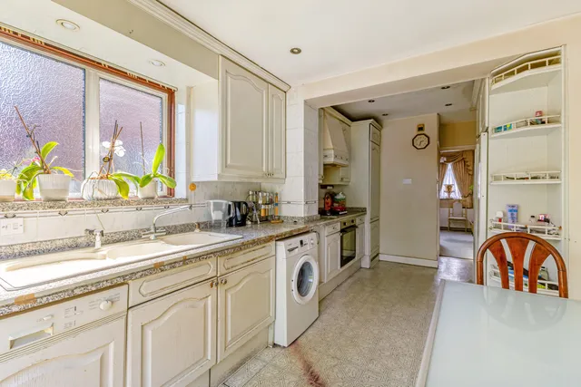 Weston Drive, Stanmore, HA7