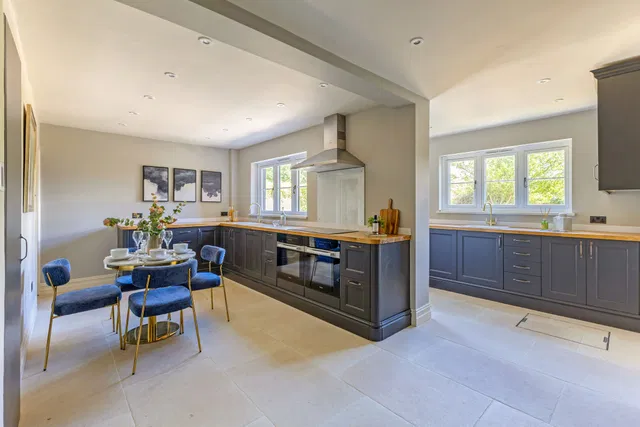 Denmans Close, Lindfield, RH16