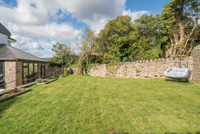 Denys Court, Olveston, BS35