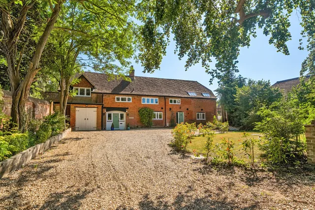 Purley Lane, Purley On Thames, RG8