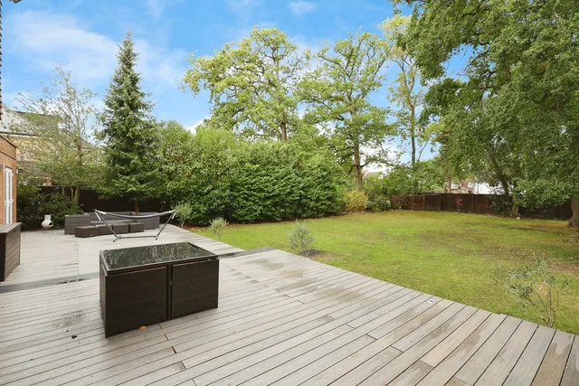 Dukes Wood Drive, Gerrards Cross, SL9