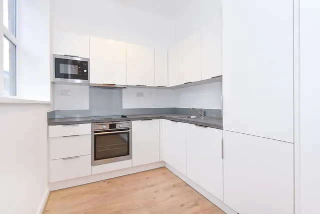 Whippendell Road, Watford, WD18