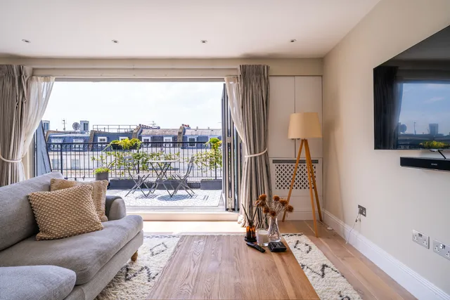 Belgrave Road, London, SW1V