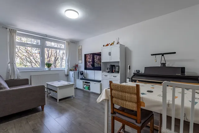 Netherwood Road, London, W14