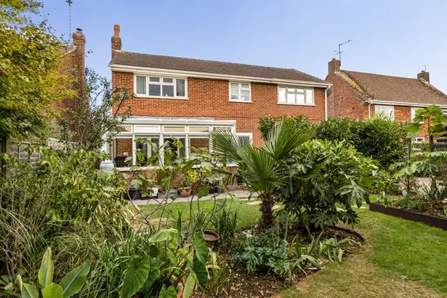 Gibson Road, Chichester, PO20