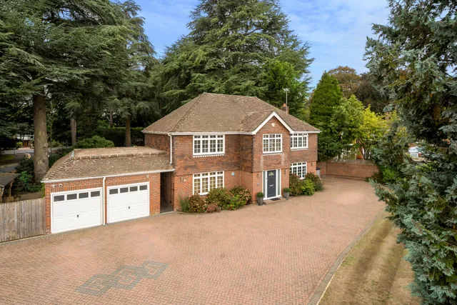 Westminster Close, High Wycombe, HP11