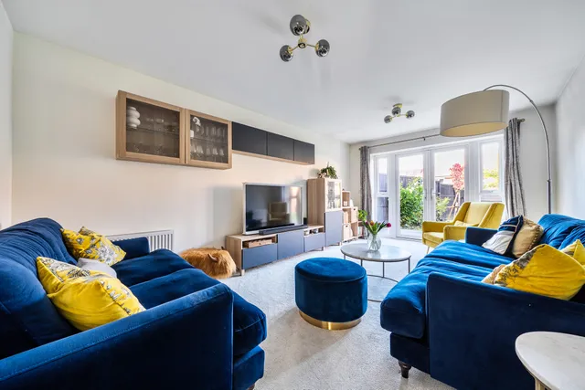 Goodwood Road, Edenbridge, TN8