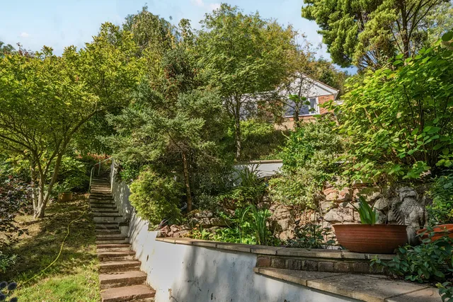 Milner Road, Caterham, CR3