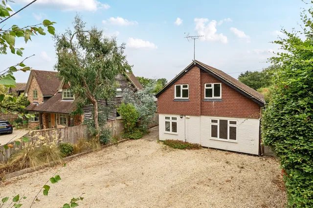 Whitehall Lane, Checkendon, RG8