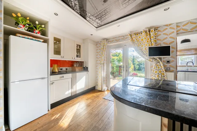 Bath Road, Thatcham, RG18