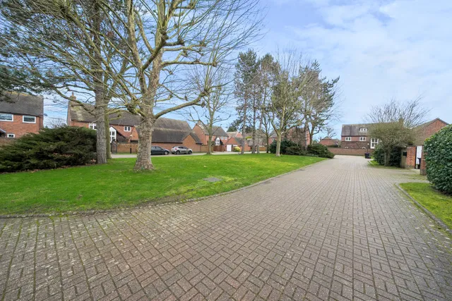 Daintrees, Widford, Ware, SG12