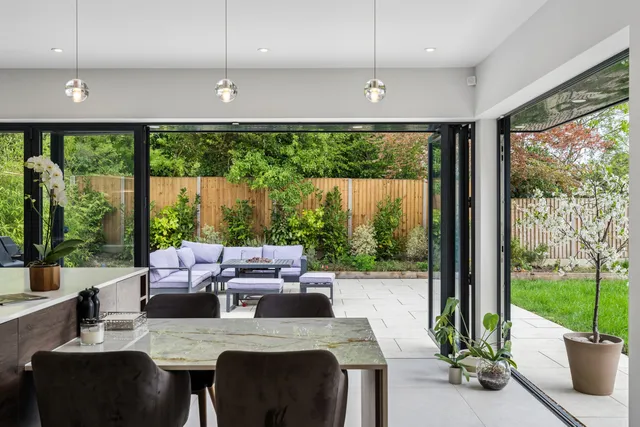 Seeleys Road, Beaconsfield, HP9