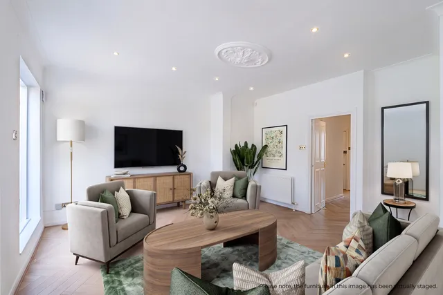 Lambourn Road, London, SW4