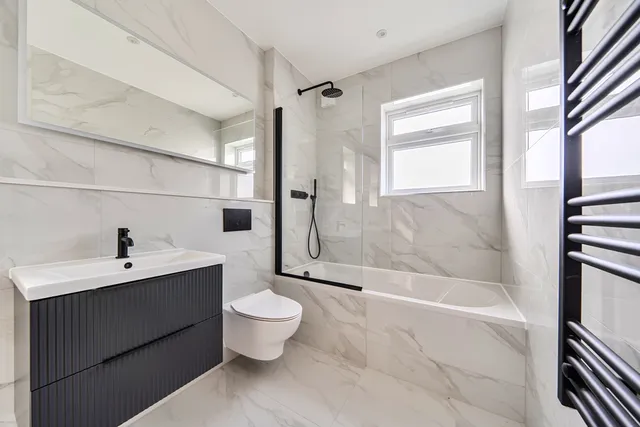 Highview Avenue, Edgware, HA8
