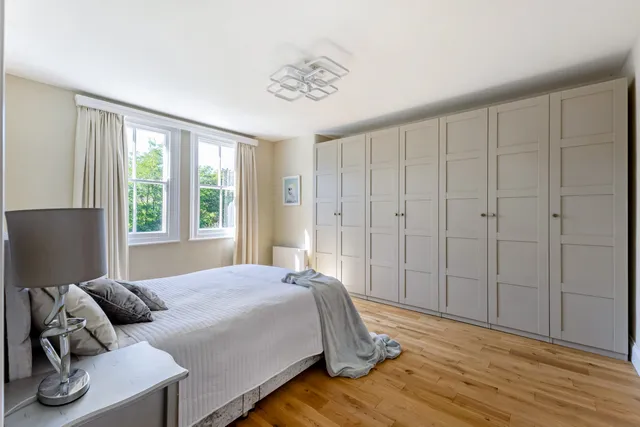 Wilmington Avenue, London, W4