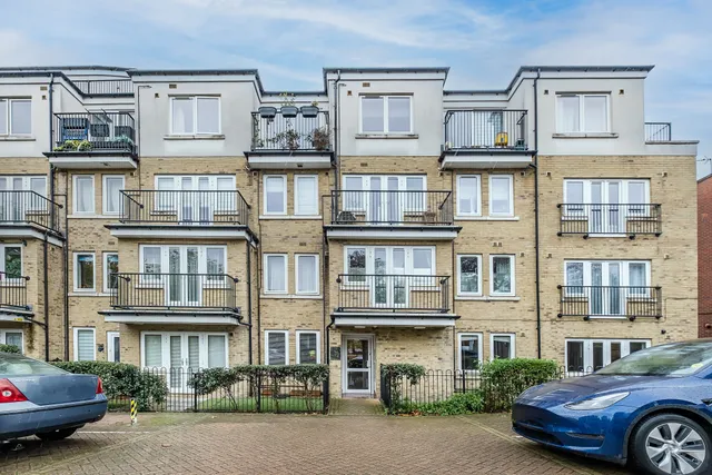 Malvern Road, London, NW6
