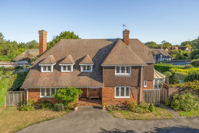 Abbotts Close, Abbotts Ann, SP11