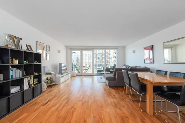 Fairmont Avenue, London, E14