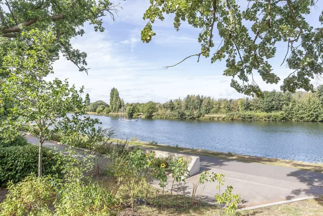 Portsmouth Road, Kingston Upon Thames, KT1