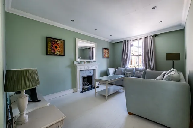 Cheniston Gardens, London, W8