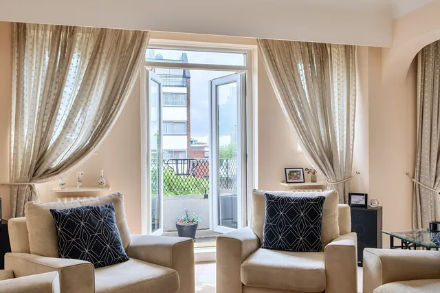 Hall Road, London, NW8