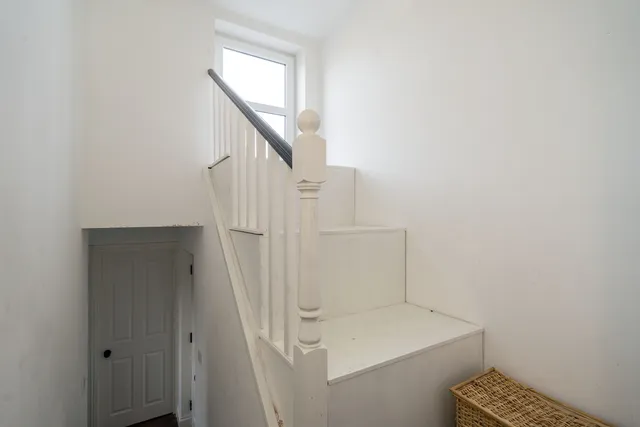 Fernhead Road, London, W9