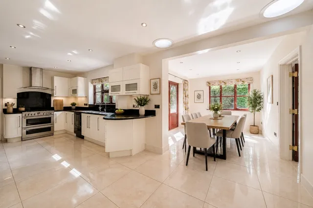Coach House Gardens, Fleet, GU51