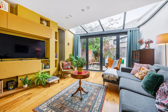 Grange View Road, Whetstone, N20