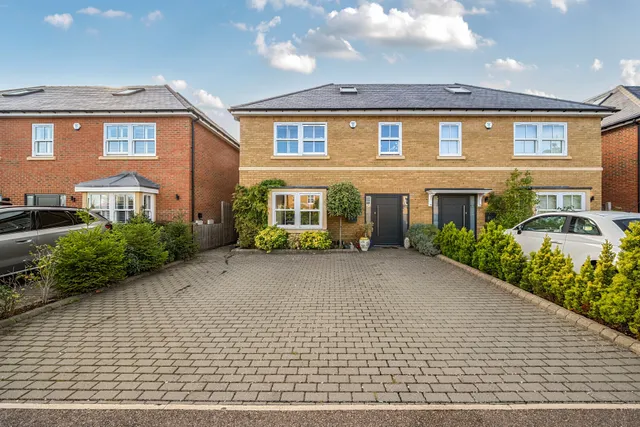 Hailey Gardens, Hailey, Hertford, SG13