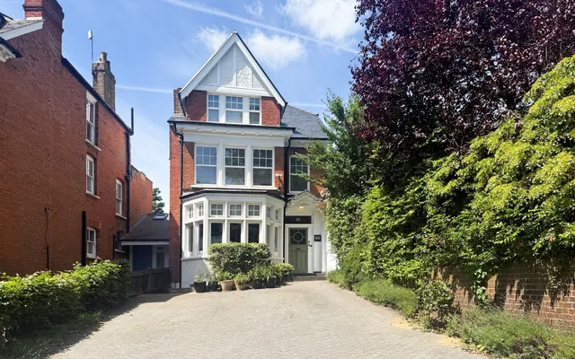 Muswell Hill Road, London, N10