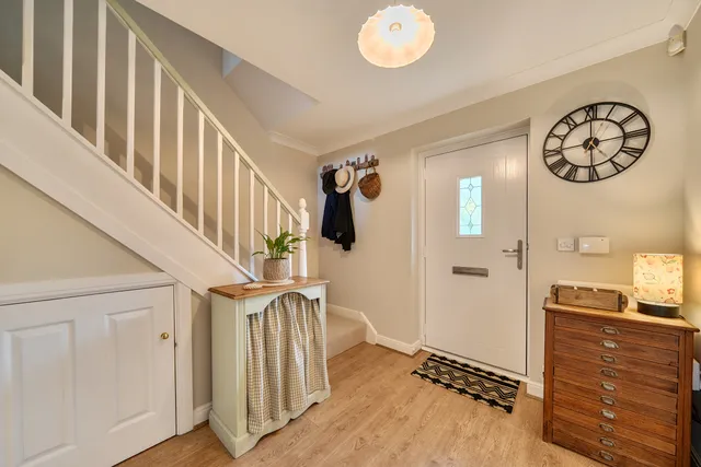 Morris Drive, Billingshurst, RH14