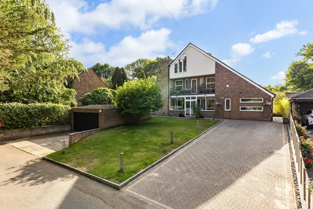 كينغسود واي، ساوث كرويدن، CR2