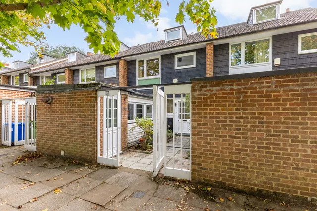 Farquhar Road, London, SE19