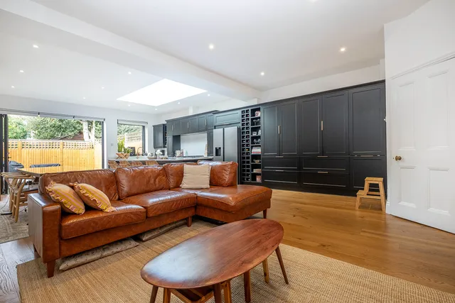 Gilpin Avenue, London, SW14