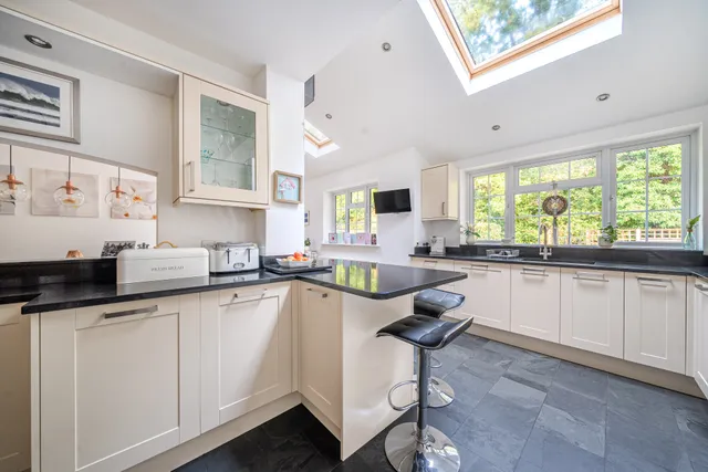 George Road, Fleet, GU51