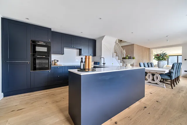Bullsland Lane, Chorleywood, WD3