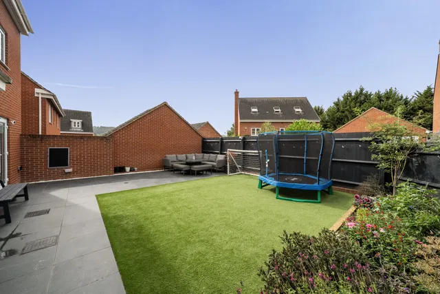 Renard Rise, Stonehouse, GL10